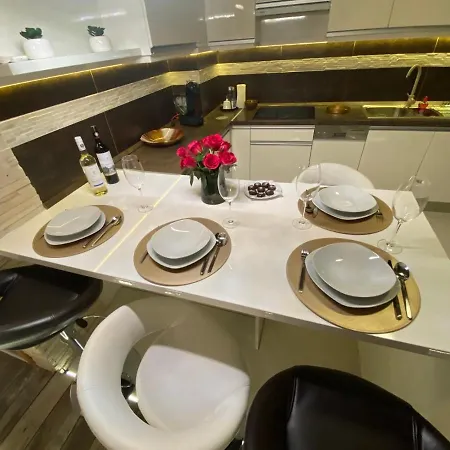 Renko Apartman Miskolc Extérieur photo